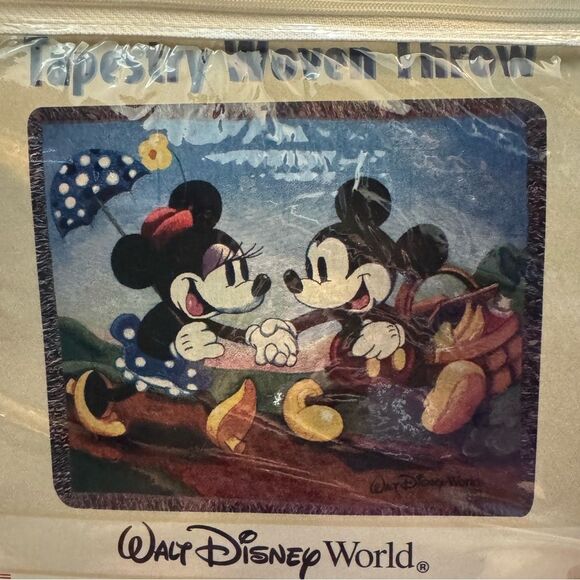 VTG Disney World Bedding Theme Park Mickey Minnie Throw Blanket Tapestry 60”x50” - Picture 2 of 7